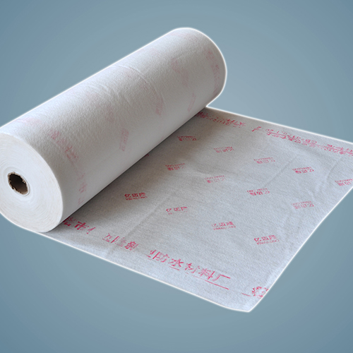 泰州辽宁防水卷材在基层表面和卷材表面涂胶粘剂并预留搭接边以涂刷接缝胶